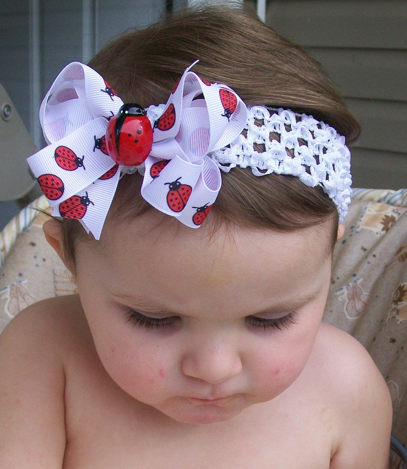 ANNIVERSARY SALE......ITTY BITTY BUG Love..... LADYBUG BOUTIQUE BOW....ONE DOLLAR SHIPPING
