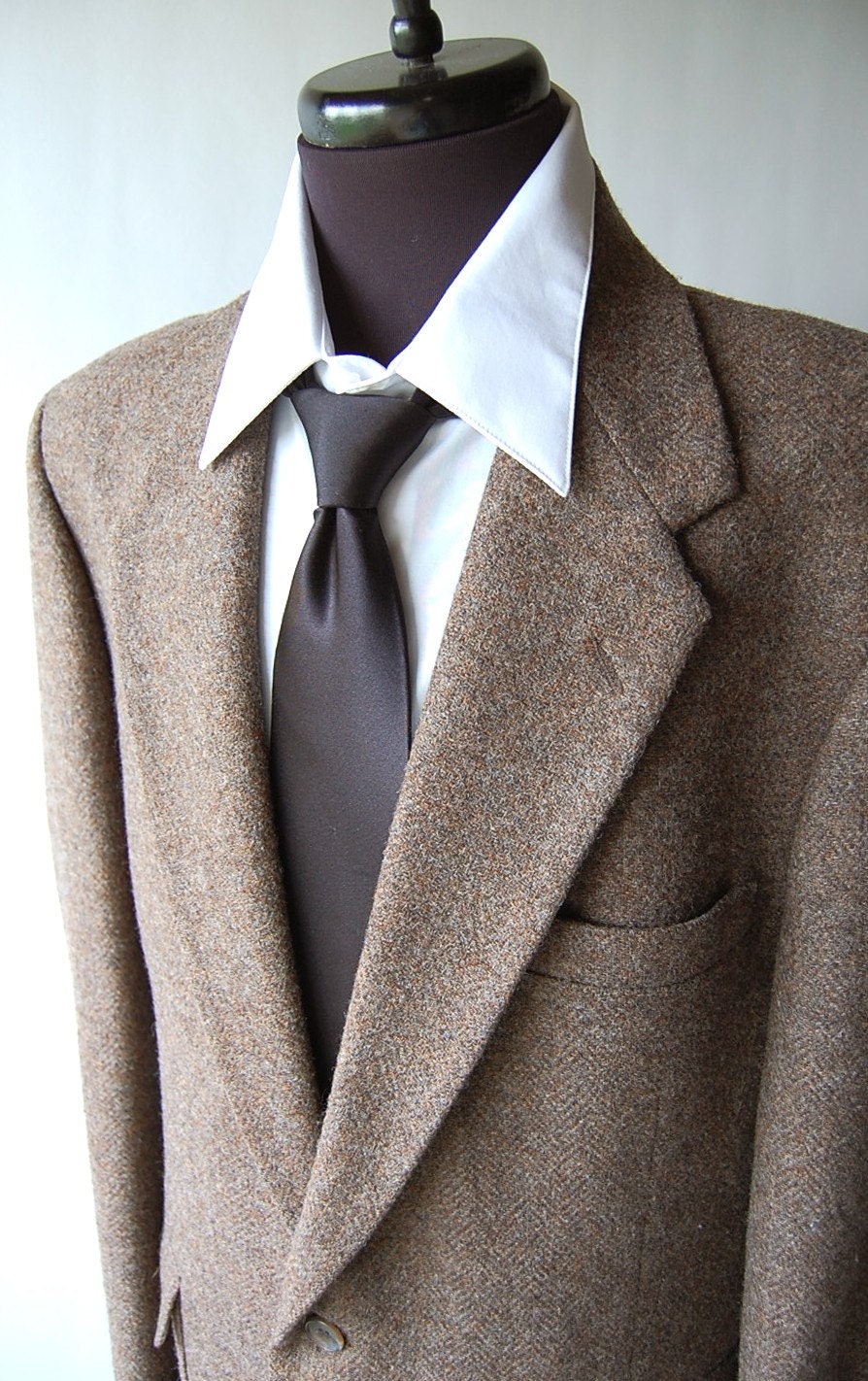 vintage Mens Herringbone Tweed Wool Blazer . Rich Mocha Brown 42 44
