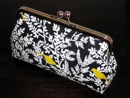 SALE-XL Frame - Timeless Treasures Yellow Birds in Black Clutch