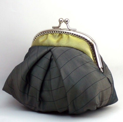 Sweet pillowy Gigi small purse
