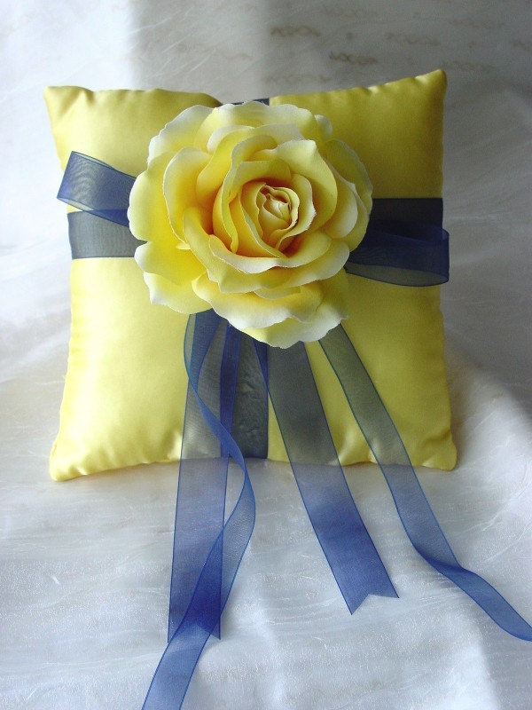 SALE--Lemon Yellow and Navy Blue-Rose of Texas-Ring Pillow-Perfect for Summer Weddings--SALE