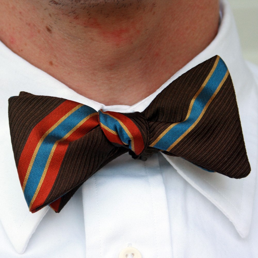 brown stripey freestyle bow tie
