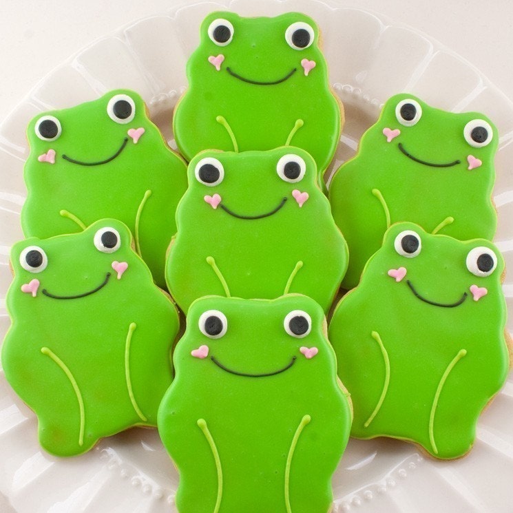 SO HAPPY TO BE GREEN - (12 Frog Sugar Cookie Favors)