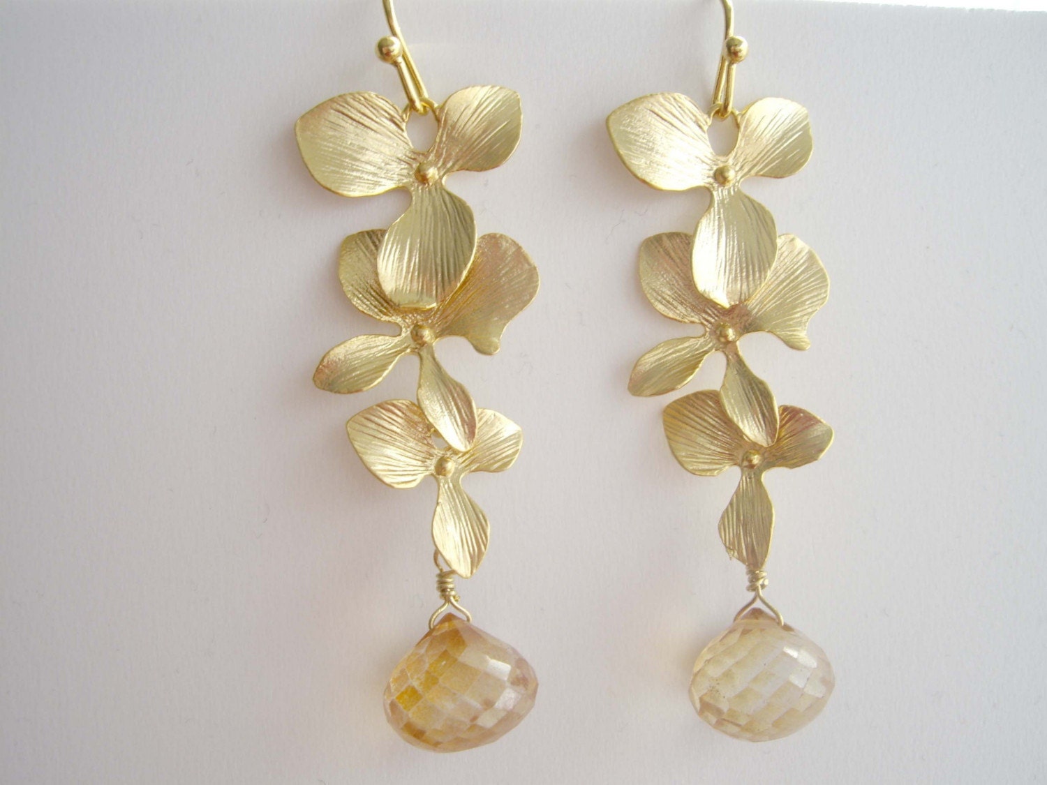 Flowers cascade earrings in gold (EW210)