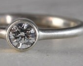 Diamond bezel ring - 0.23 carats, 14k white gold