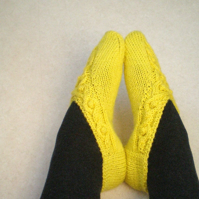 Knitted Knotwork Slippers - Wool Blend - Lemon Yellow