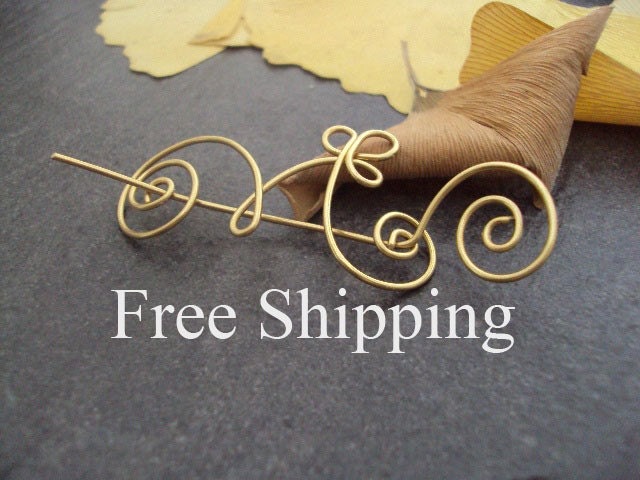 cyber monday etsy shawl pin in brass artistic wire