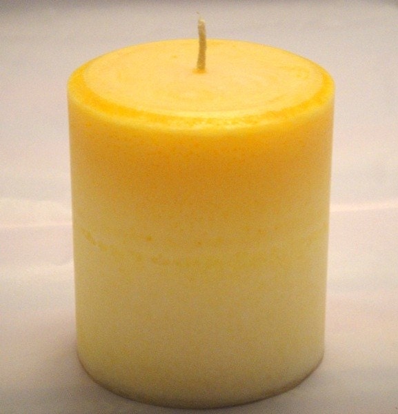 PARADISE and FRENCH VANILLA DUOTONE PILLAR CANDLE, 14 ounces, 397 grams