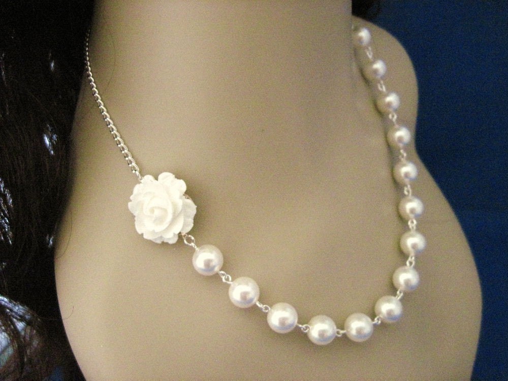 White Rose Cabochon and Pearl Bridal Necklace