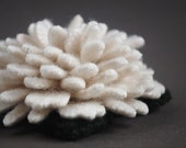 Merino Snowball White Thistle - Reclaimed Wool Flower Pin