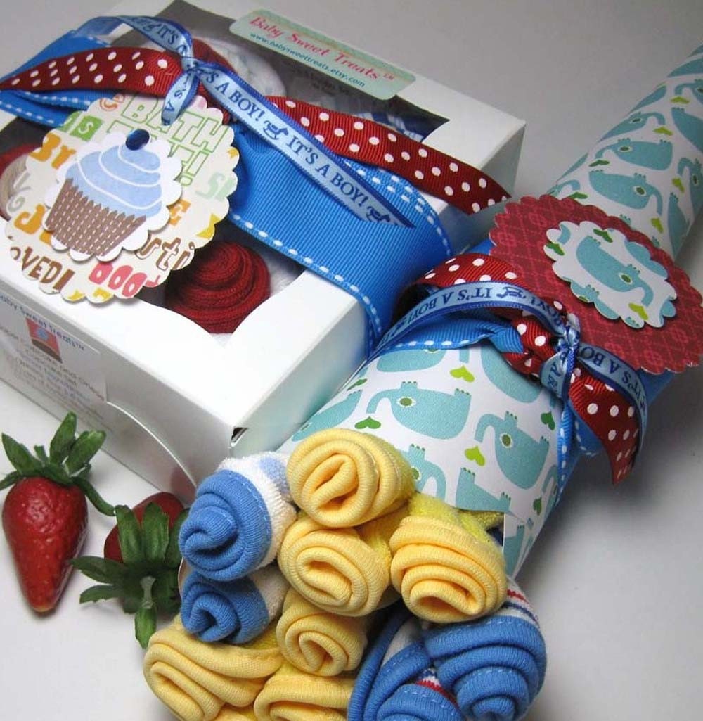 Onsie Cupcakes and Washcloth Flowers