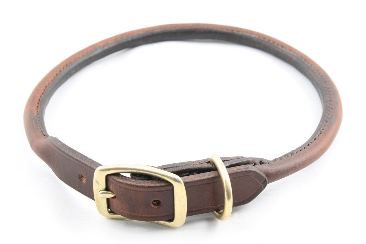 Rolled leather collar