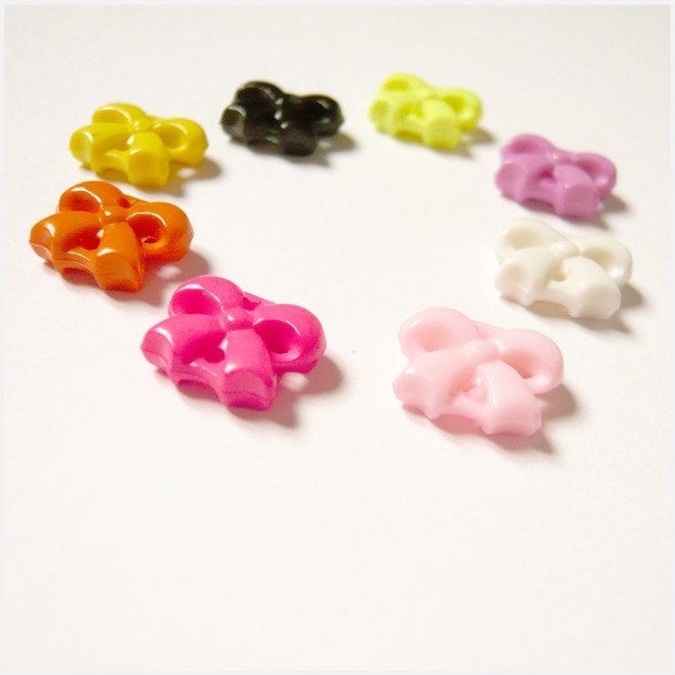 PICK YOUR COLOR - Ribbon Shaped Acrylic Beads - 6 pieces