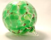 Ornament Suncatcher Hand Blown Art Glass in Kelly Green