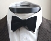The George- Our velvet bowtie in black