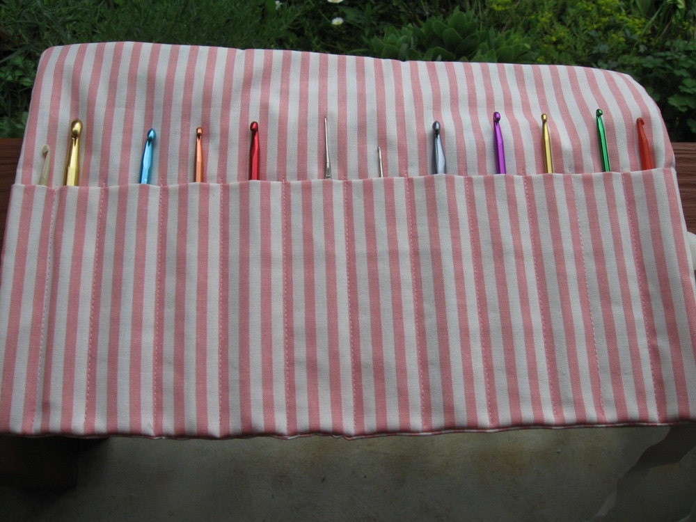 Crochet Hook Organizer/ Holder - Holds 12 Needles - Pink and White Striped