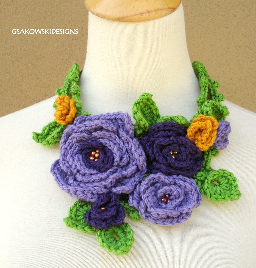 Rose
Collar-Bib Necklace-Scarflette-Purple
