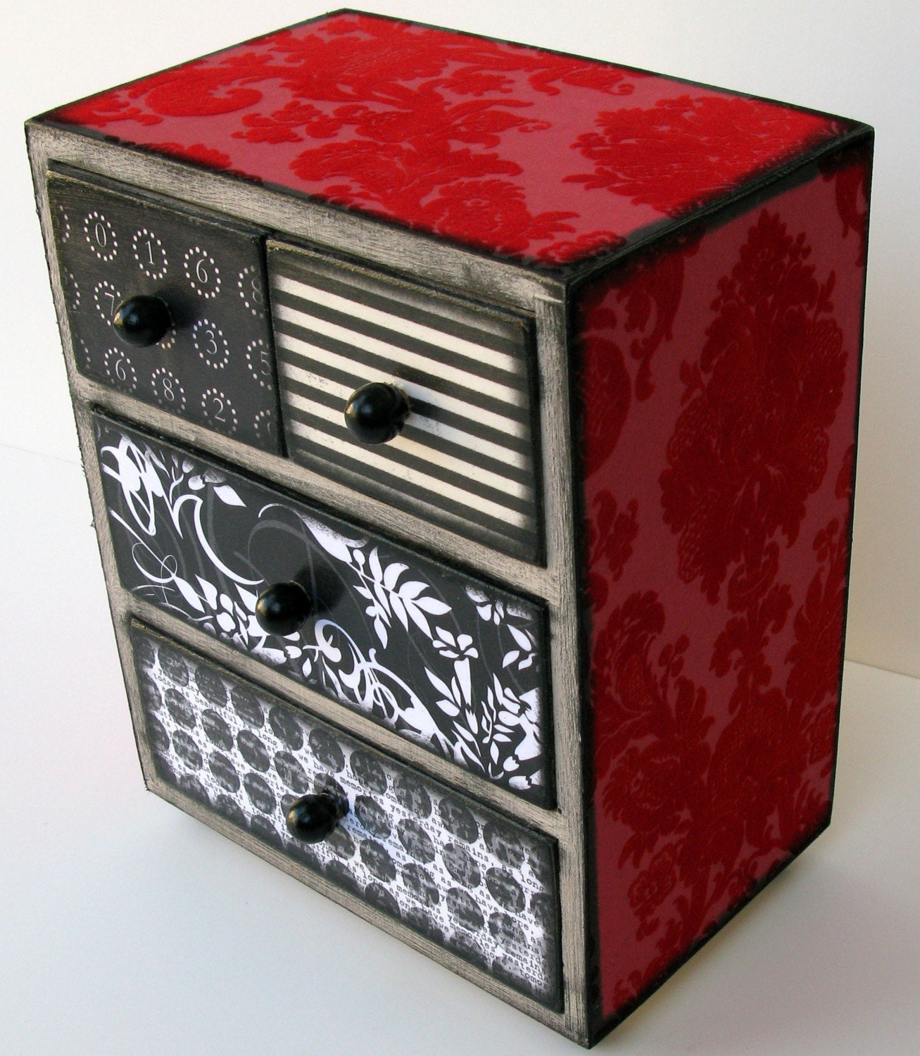 Red Carpet Glamour 2 Trinket Box