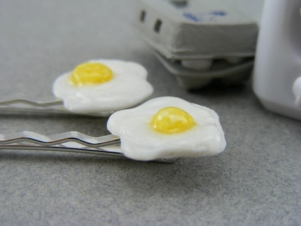 fried egg bobby pins