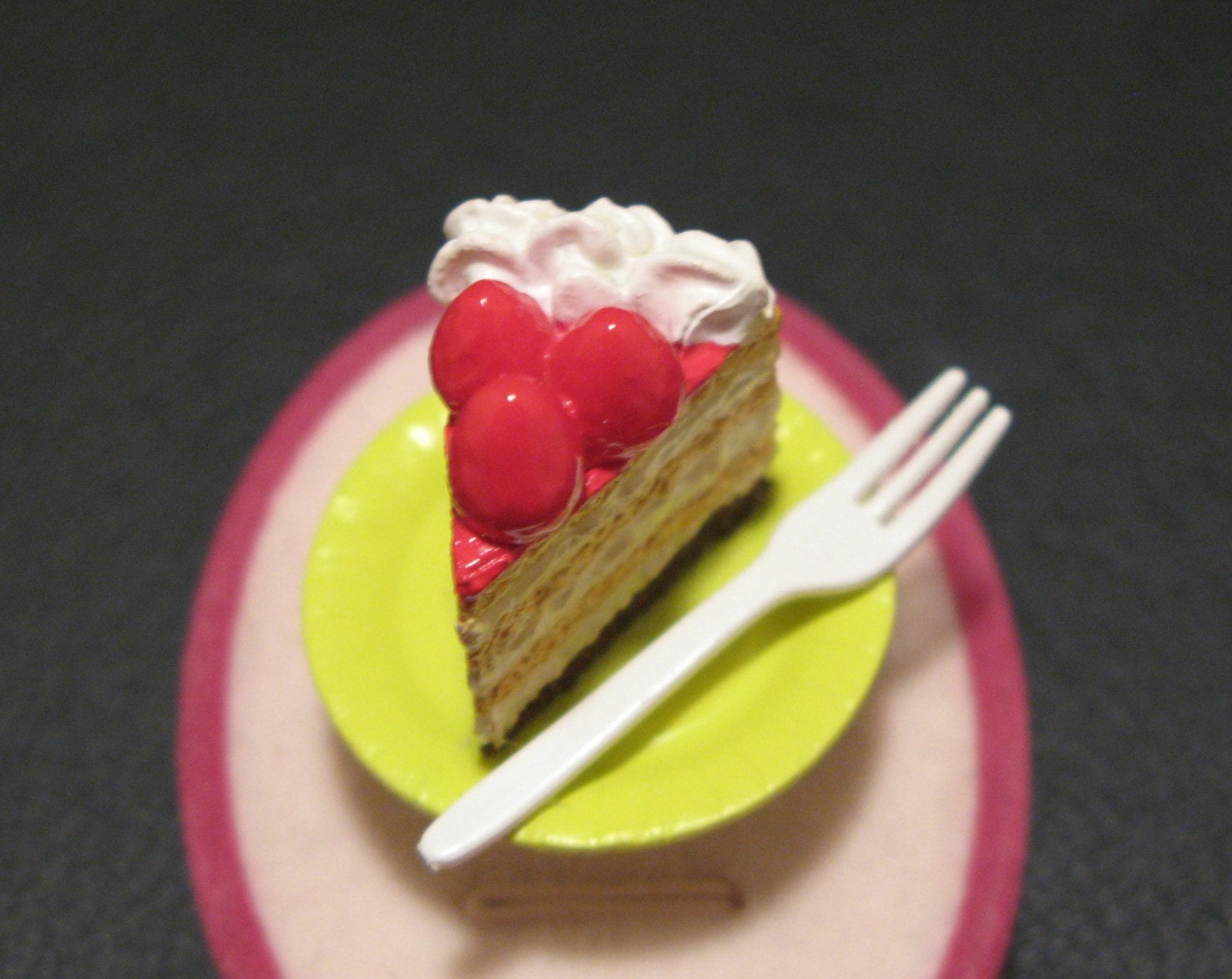 Strawberry Napoleon Cake Ring