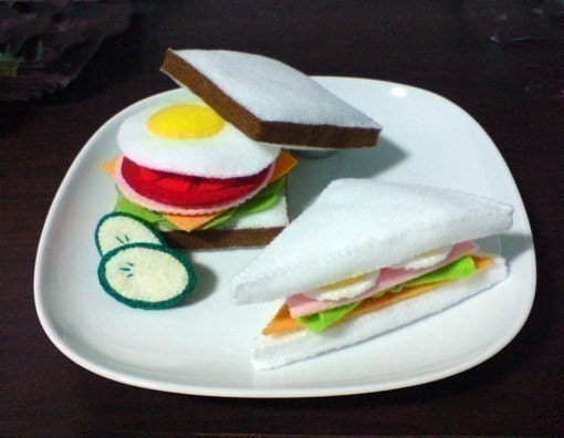 Felt 
Sandwiches and Pita Sandwich - Patterns and Instructions via Email