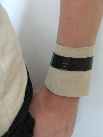 Black and fawn leather cuff