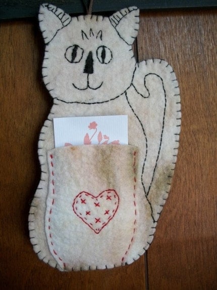 Magnet/Wall Decor Cat Hand Embroidered w/Pocket