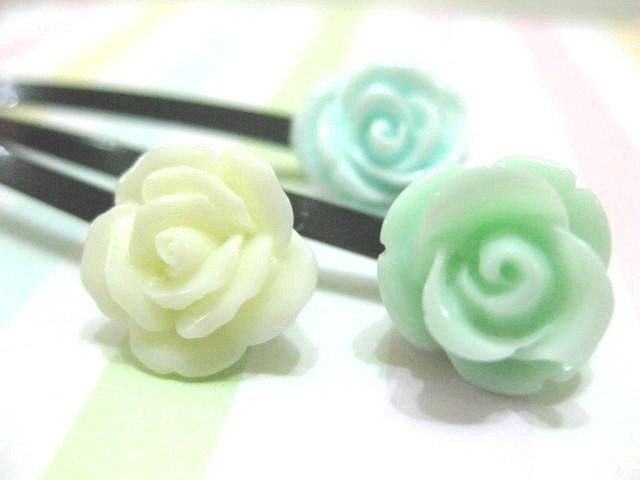 Minty mint 3 pc set of hair clips