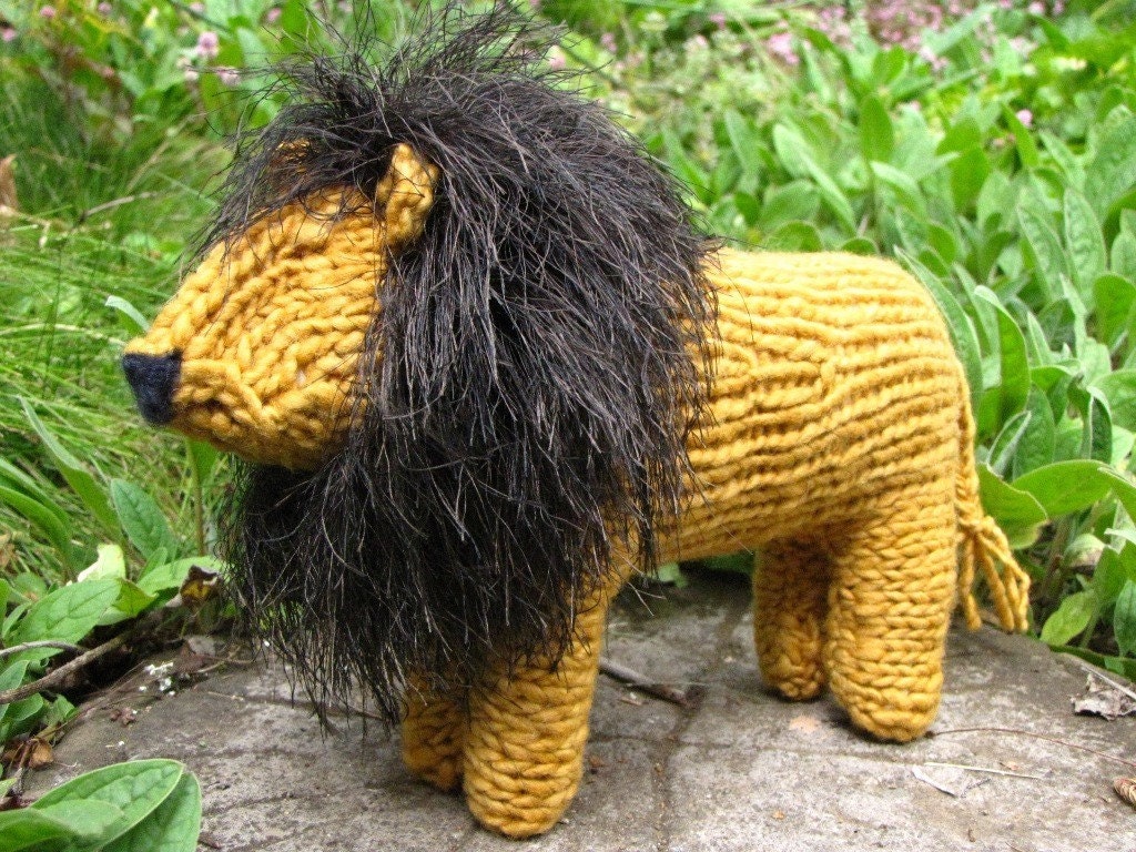 Simon the South African Knitted Lion, Merino Yarn