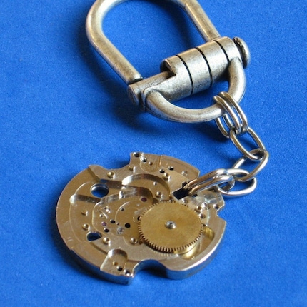 KEYCHAIN Extraordinaire, Spring Tension Pull Pin SECURE yet Easy On or Off, Hook it onto a Beltloop or Purse