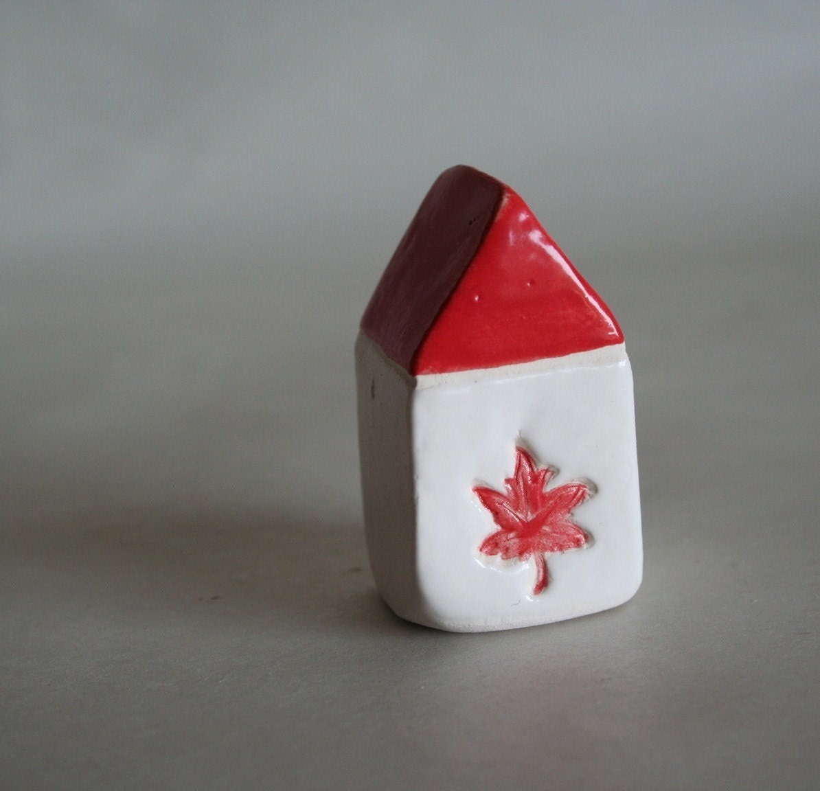 MADE TO ORDER Canada House - Maple Leaf - Red White