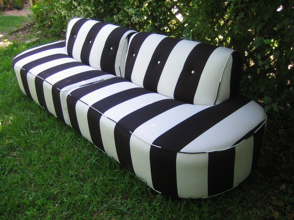 love these 2 black and white vintage pieces