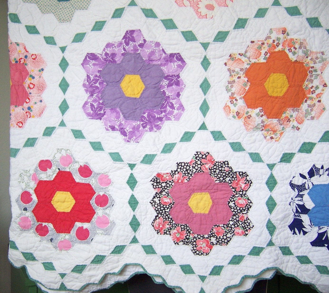 grandmother's flower garden vintage quilt