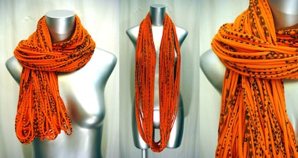 necklush ultra - orange with print