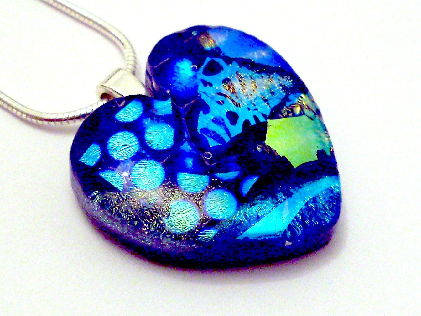FUSED GLASS PENDANTS BY BOTTICELLI. Fused glass has always captivated me.