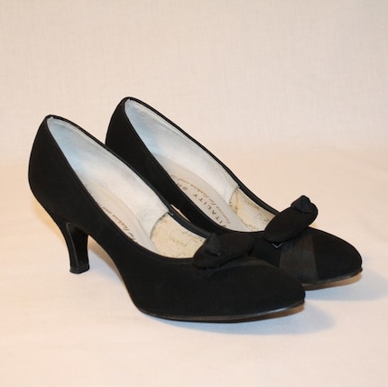 1950's Black Suede Ribbon Embellished Heels