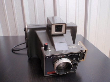 1970's Polaroid Square Shooter FREE SHIPPING