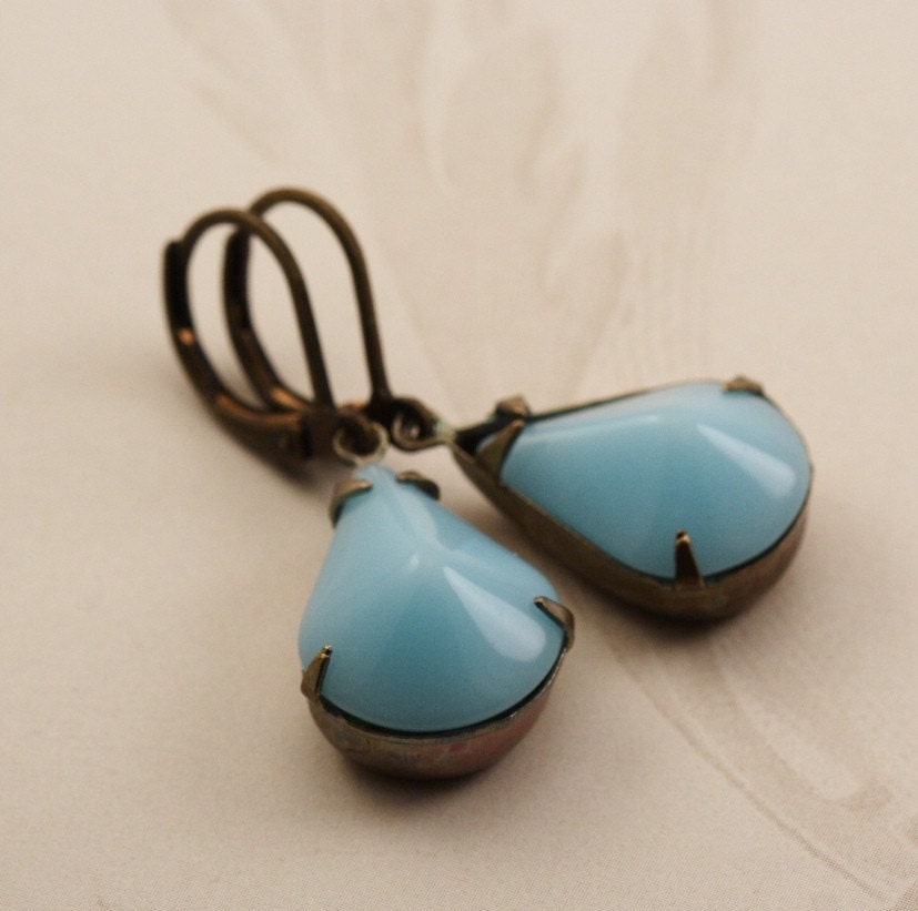 Vintage Aqua Pear Shaped Jeweled Earrings