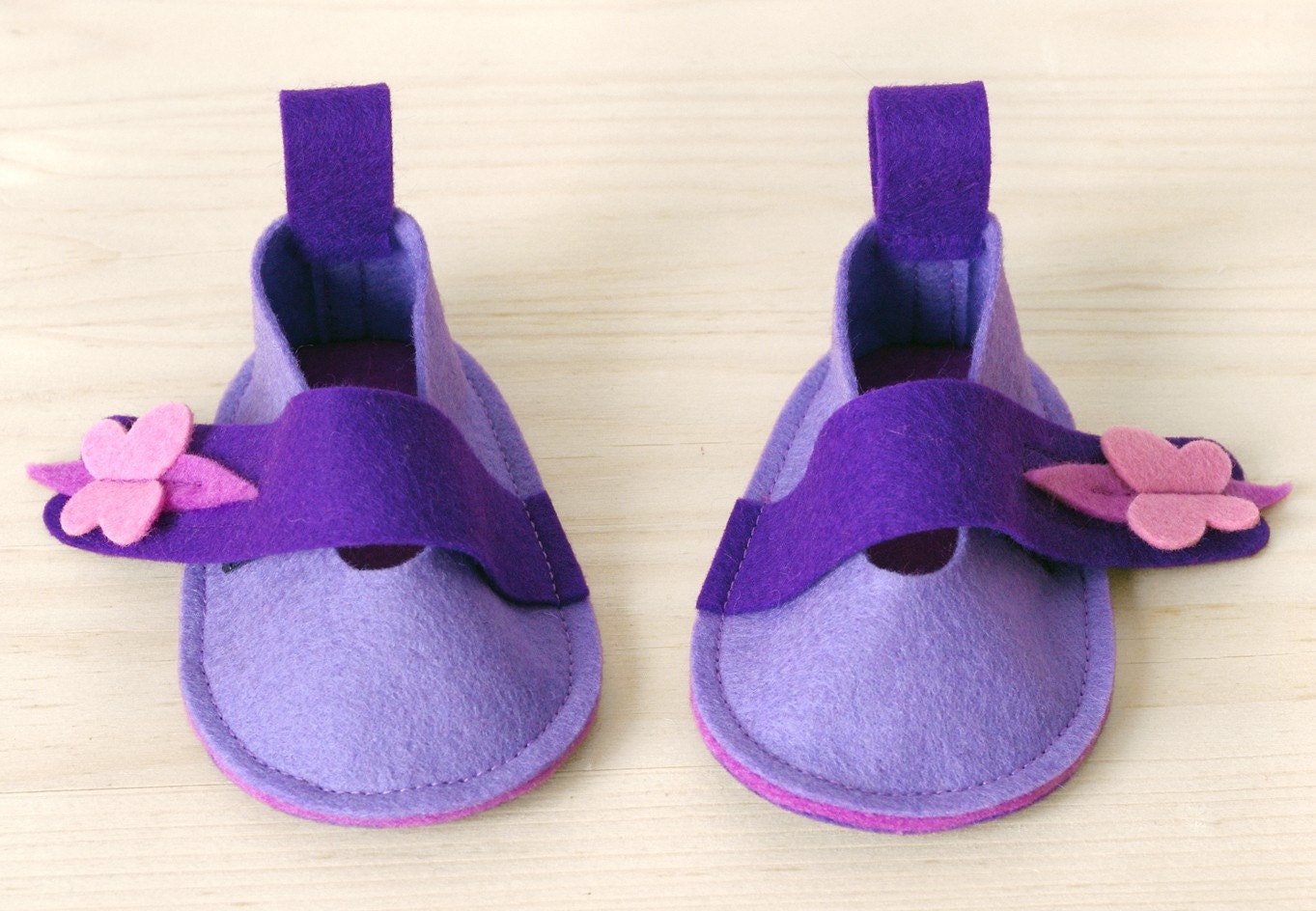 Baby girl booties - girls ballet flats Emily lavender & pink with Butterfly - pure wool felt baby shoes