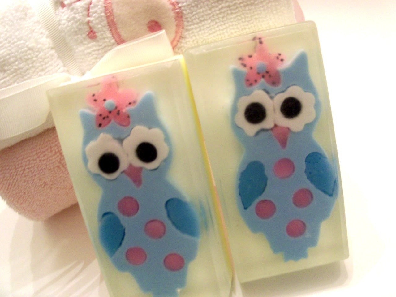 Owlivia Soap - Cotton Candy- Out of the Hootie and Owlivia Collection - Great for Gift Giving - Party Favors - Baby Showers - All Occasions