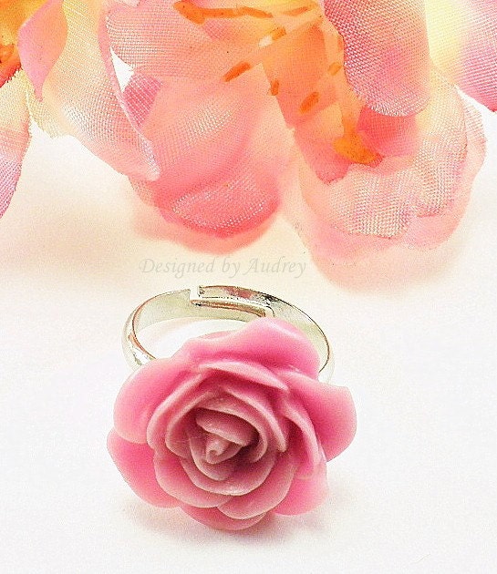 Vintage Styled Mauve Rose Garden Ring