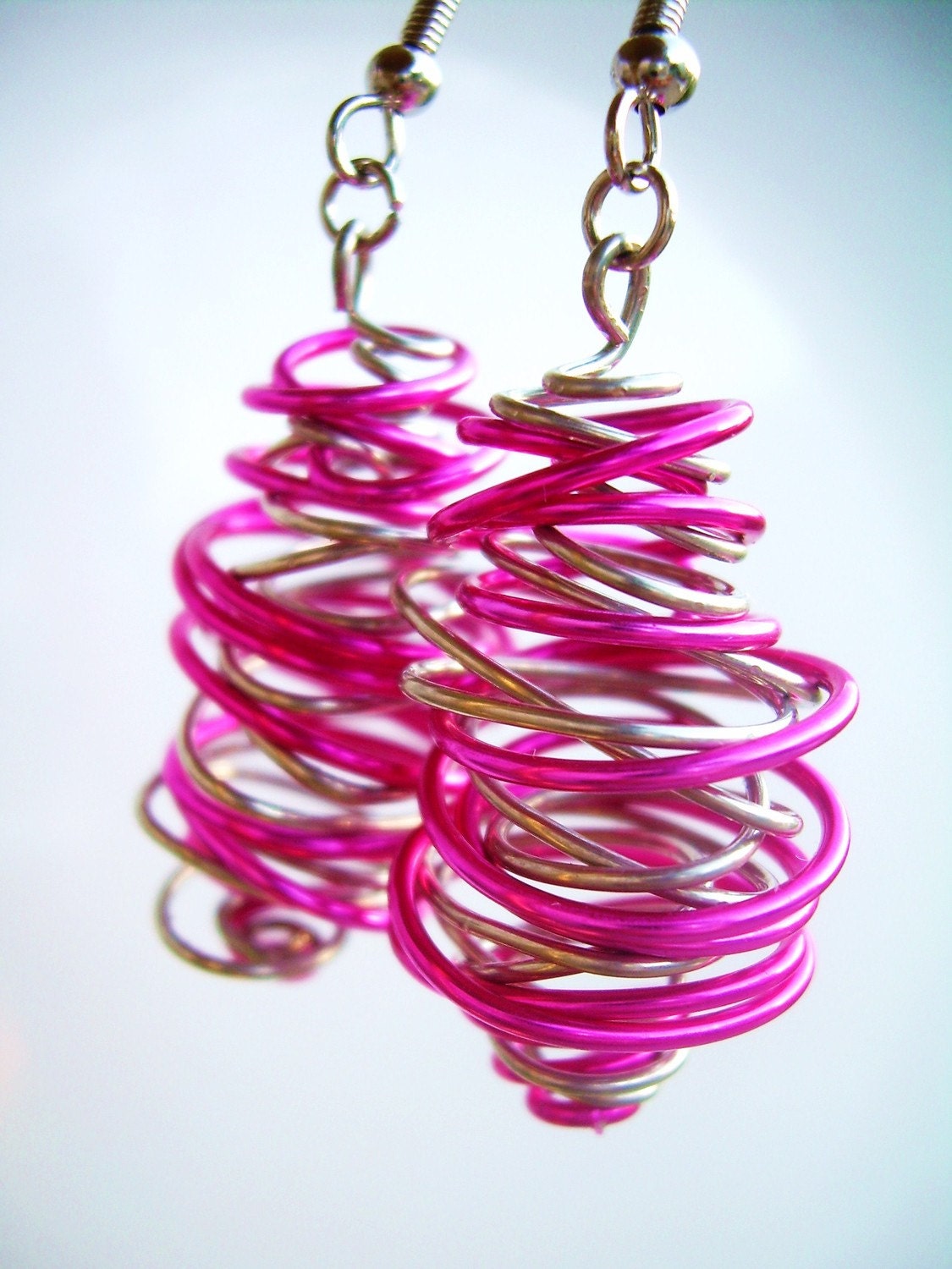 Quantum Squiggle Earrings - Pink/Silver