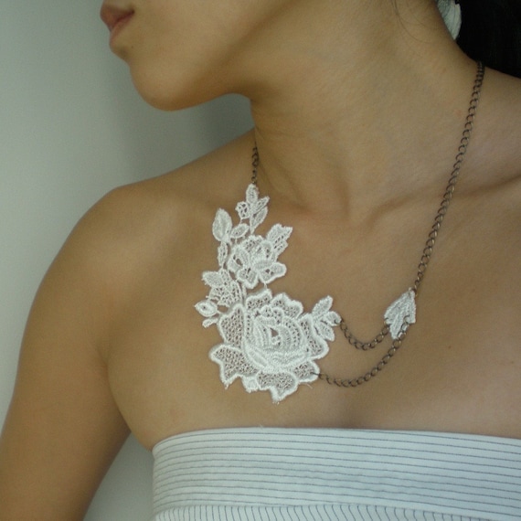 Daniella (Ivory) - Lace Brass Necklace
