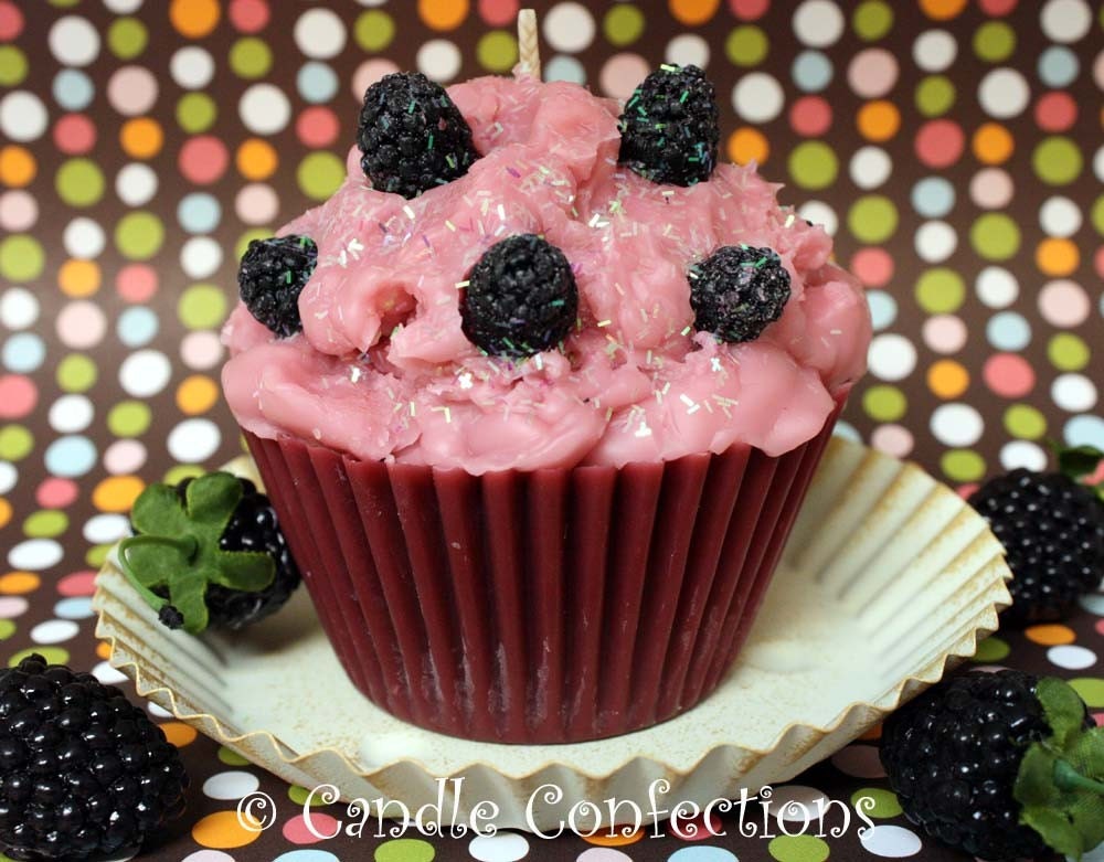 BERRY CREME BRULEE Cupcake Candle--1/2 Lb.