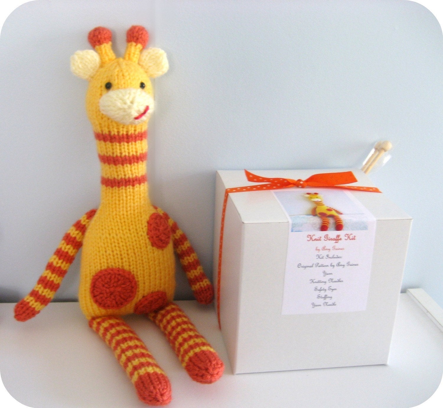 Kit - Knit Giraffe Kit by Amy Gaines