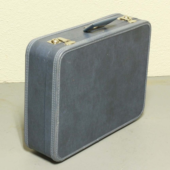 Vintage suitcase - blue - luggage - hardside