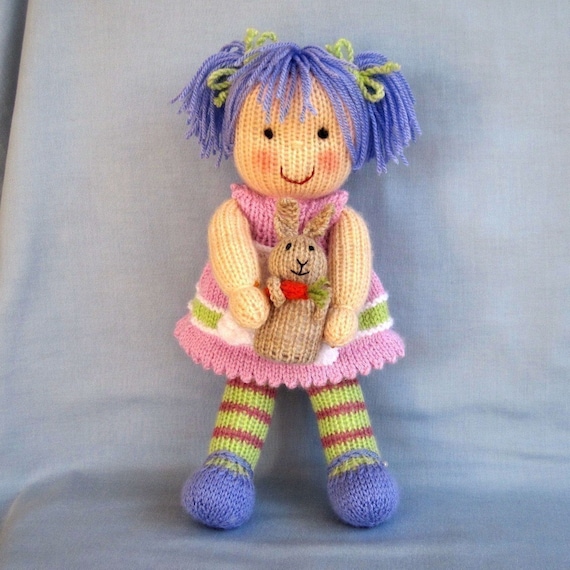 لوسی سنبل و خرگوش او -- عروسک اسباب بازی knitted -- ایمیل اف بافندگی الگوی