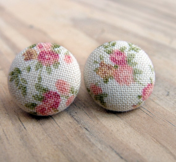 Sweet Small Flowers, Button Earrings