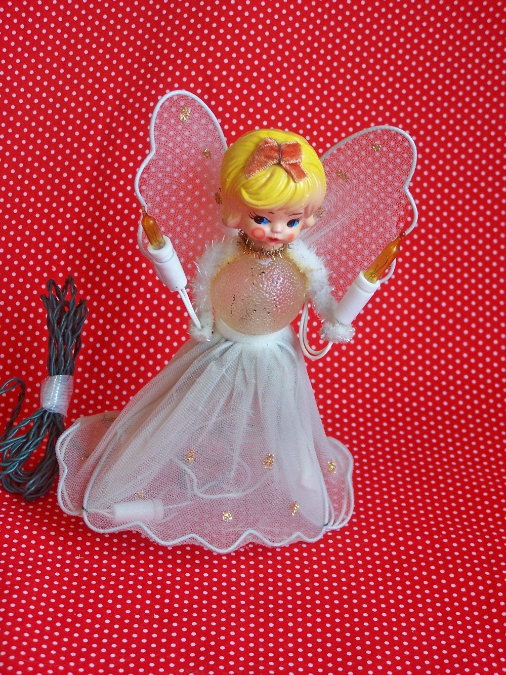 topping the tree....vintage light up Christmas angel tree topper