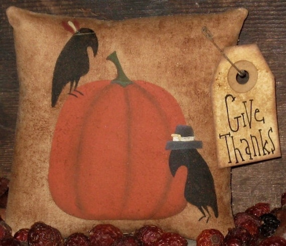 Primitive Crows First Thanksgiving Ornie